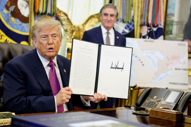 World News: President signs order to rename Lake Ontario as Lake America